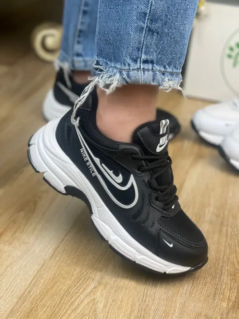 katooni nike pokhti zire pu 11