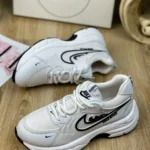 katooni nike pokhti zire pu 4
