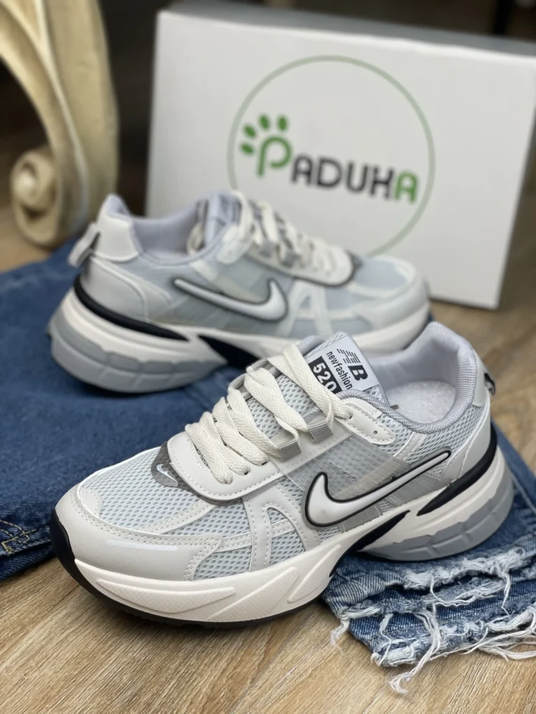 katooni zanane nike V2K chini 7
