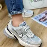 katooni zanane nike V2K chini 10